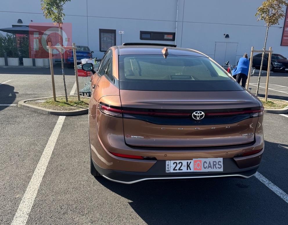 تويوتا كراون